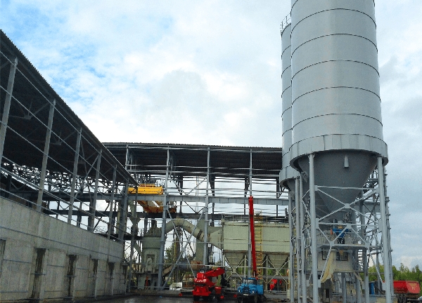Planta de molienda MTW175 de 70 t/h para el procesamiento de piedra caliza en Indonesia